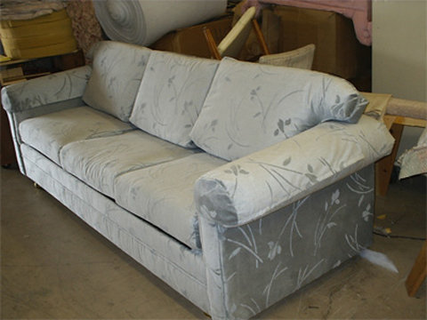 couch-09-010
